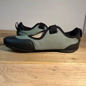 CAMPER Right Nina Women's Flat Shoes Size 40 /9/9.5 Green Camper Girl*